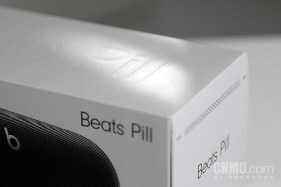物 Beats Pill帮你好事成双K8凯发集团让音乐成为你最好的圣诞礼(图7)