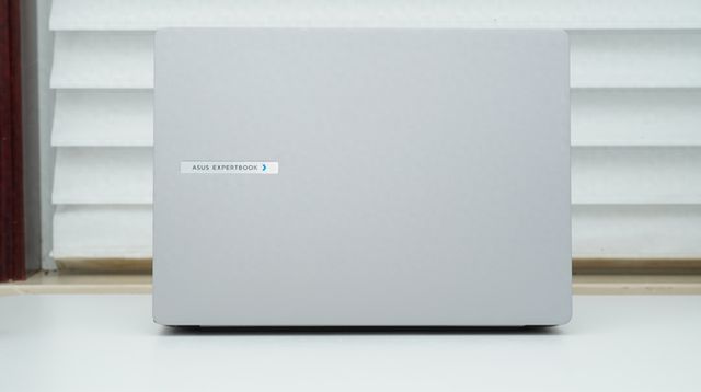 齐全华硕破晓6 Pro为商务AI本打了个样凯发k8一触即发轻薄+高性能+高续航+接口(图15)